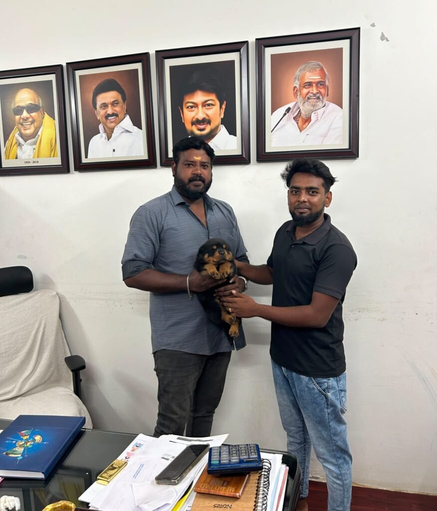 happy customer with shih tzu puppy from Kumaran Pet House Chennai